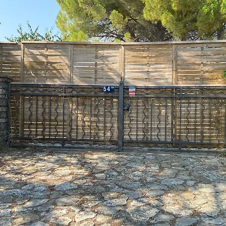 Les Olivettes Climatisees D'uzes A Sainte Eulalie شقة *